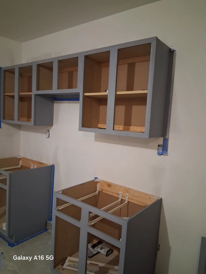 Professional Painter in Indianapolis, IN Professional Painter in Indianapolis, IN